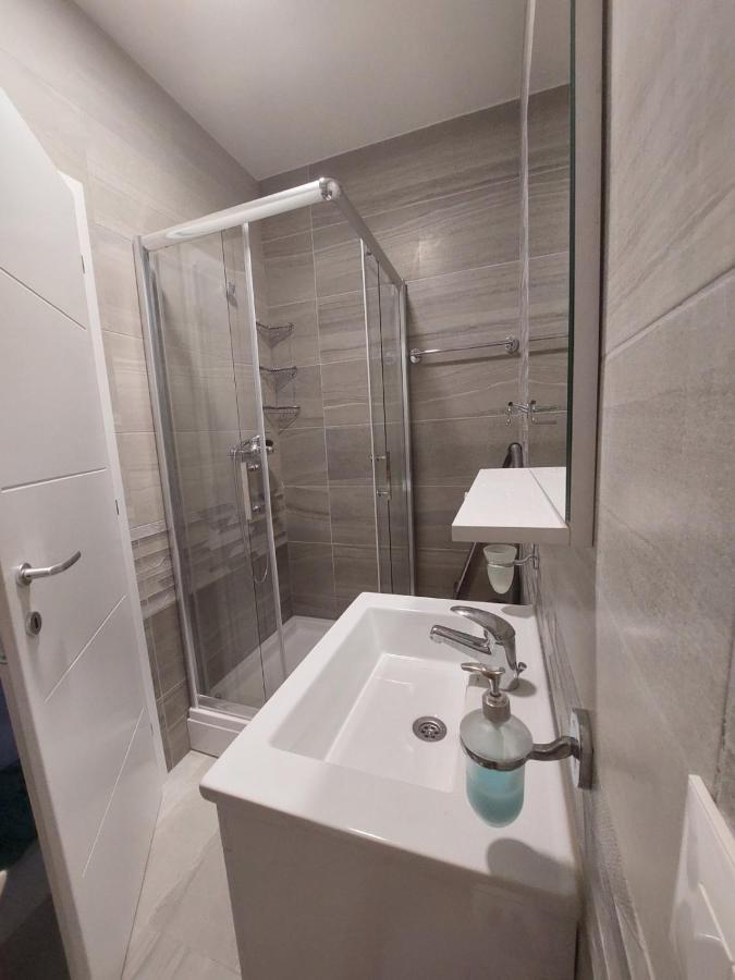 Rines Apartment オフリド エクステリア 写真